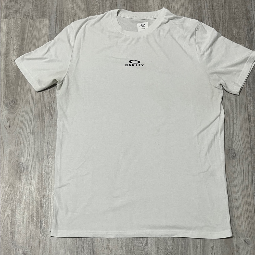 Oakley Men's White Short Sleeve Tee